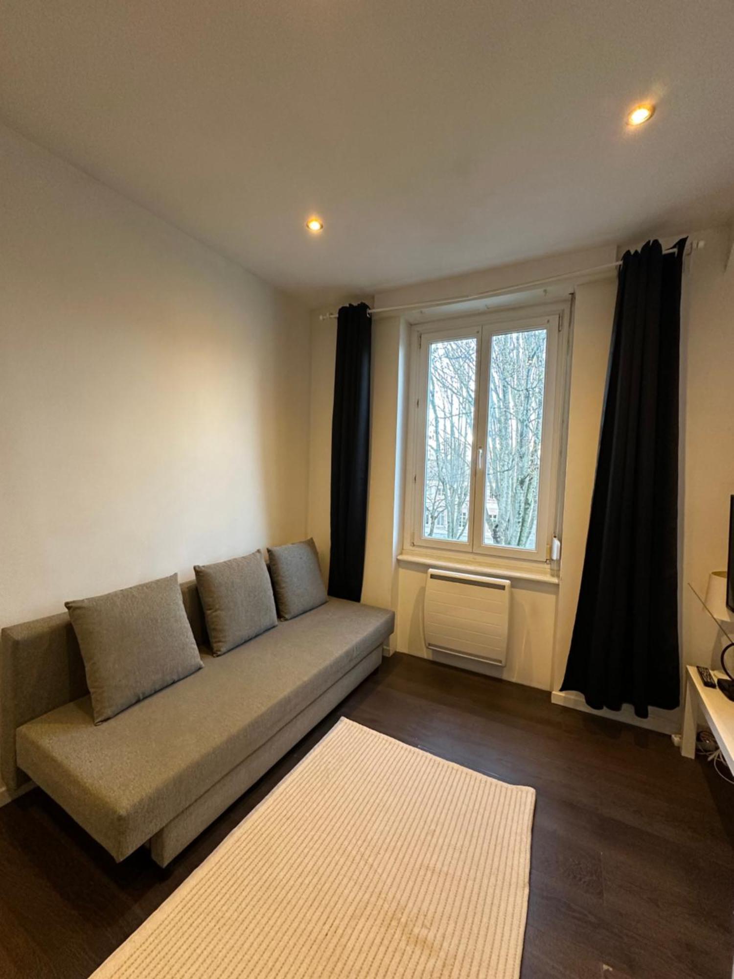 # Le 11 # Joli F2 Renove, Centre * Mulhouse