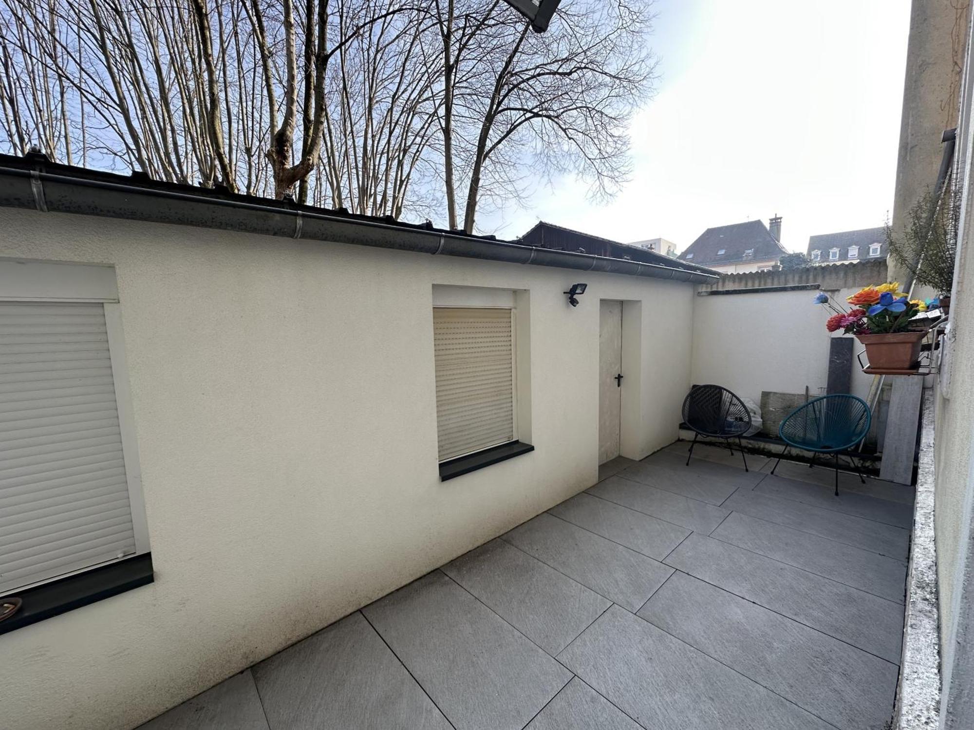 # Le 11 # Joli F2 Renove, Centre Apartamento